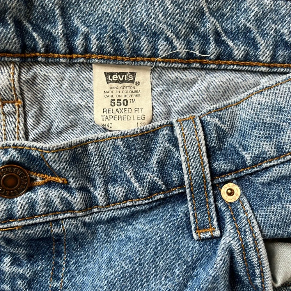 Vintage 40x32 Levi’s 550 Orange Tab relaxed fit tapered leg Jean bin3